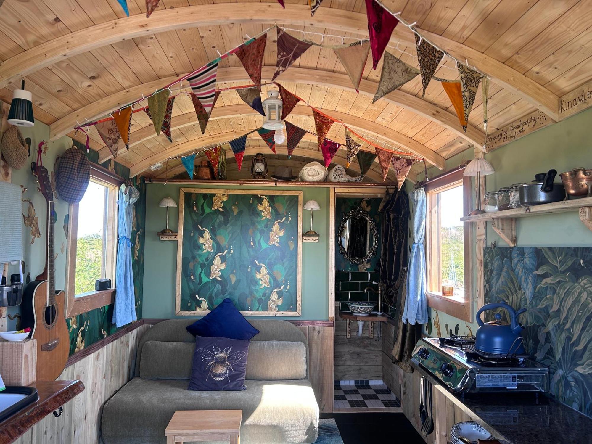 The Creevy Cabin Ballure Oda fotoğraf